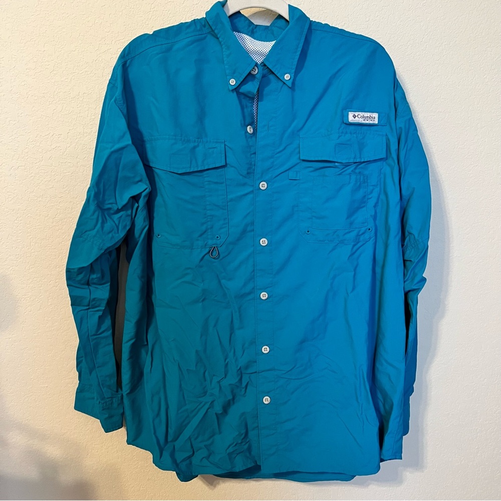 Columbia Teal Blue Button Down Fishing Shirt